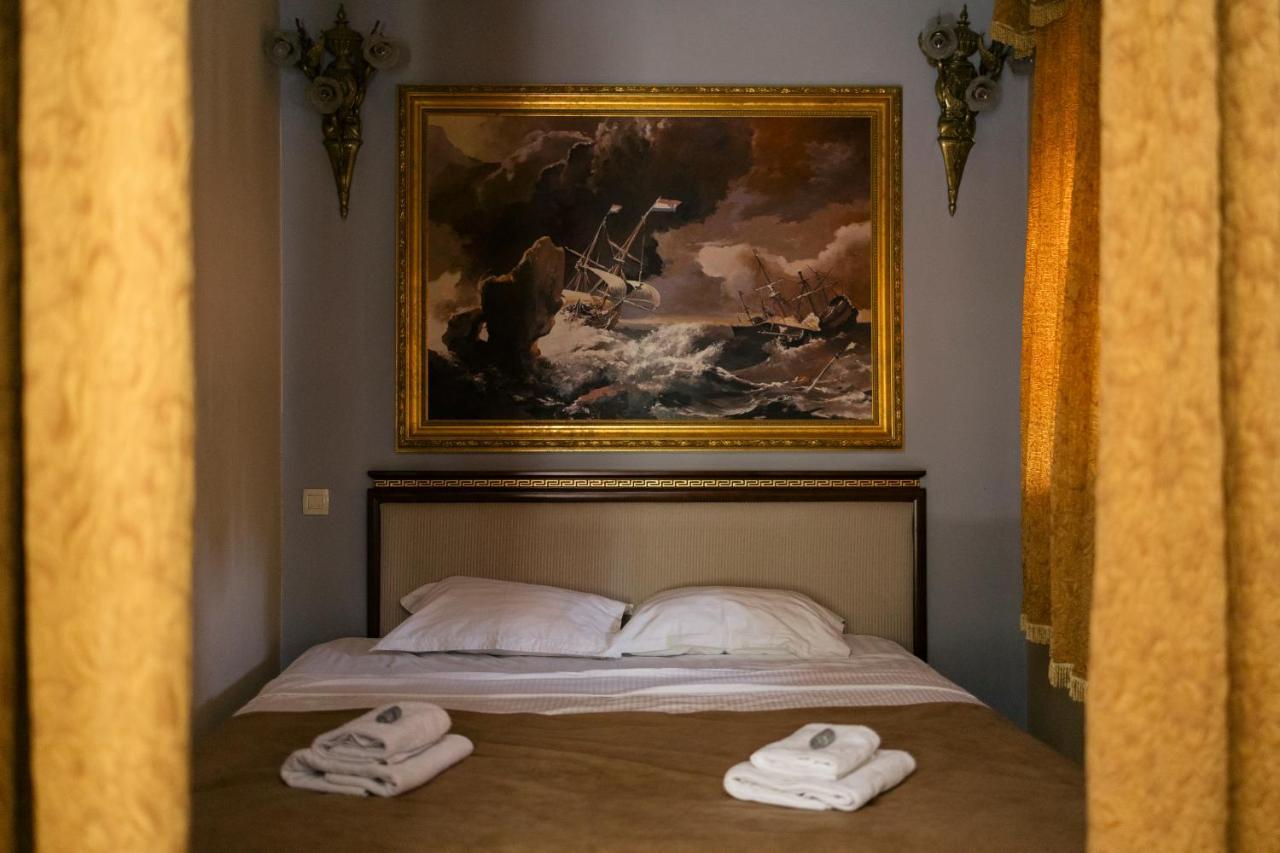 Boutique Hotel Travelling Actor - Skadarlijaベオグラード エクステリア 写真